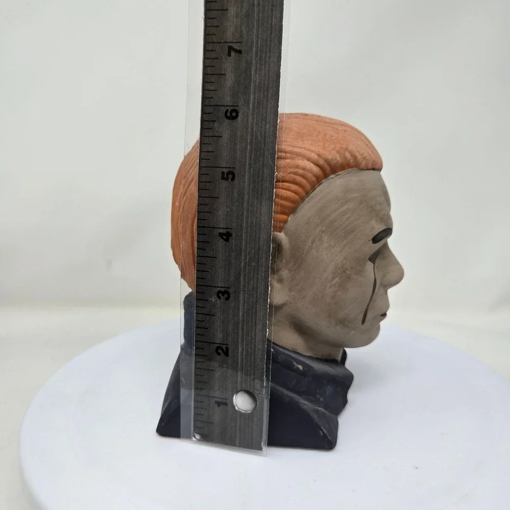Michael Myers Chia Pet Halloween II Bleeding Eyes Ceramic Bust Planter Decor